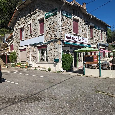 Auberge Des Pins أوبينا المظهر الخارجي الصورة