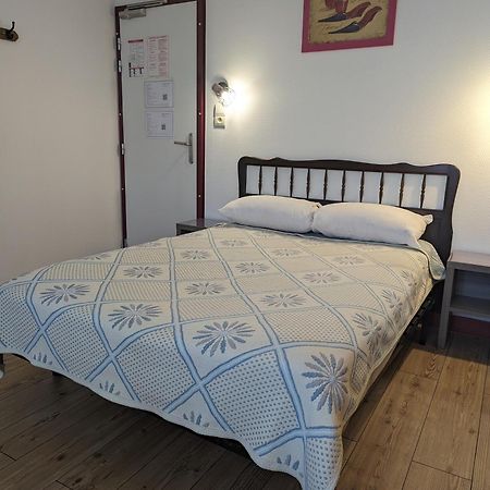 Auberge Des Pins أوبينا المظهر الخارجي الصورة