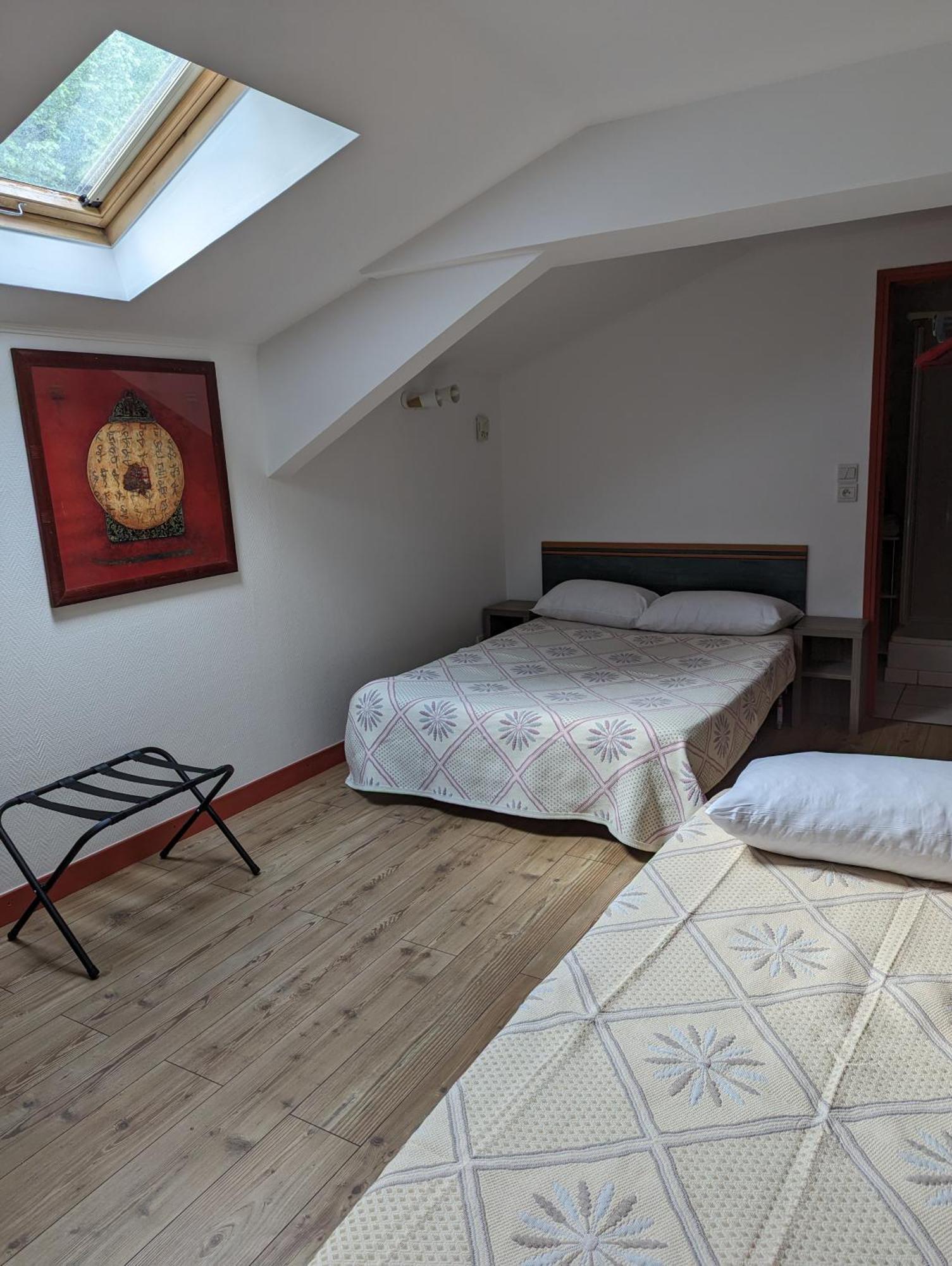 Auberge Des Pins أوبينا المظهر الخارجي الصورة