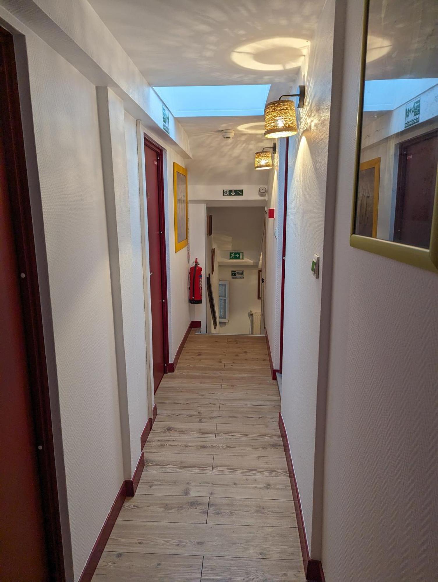 Auberge Des Pins أوبينا المظهر الخارجي الصورة