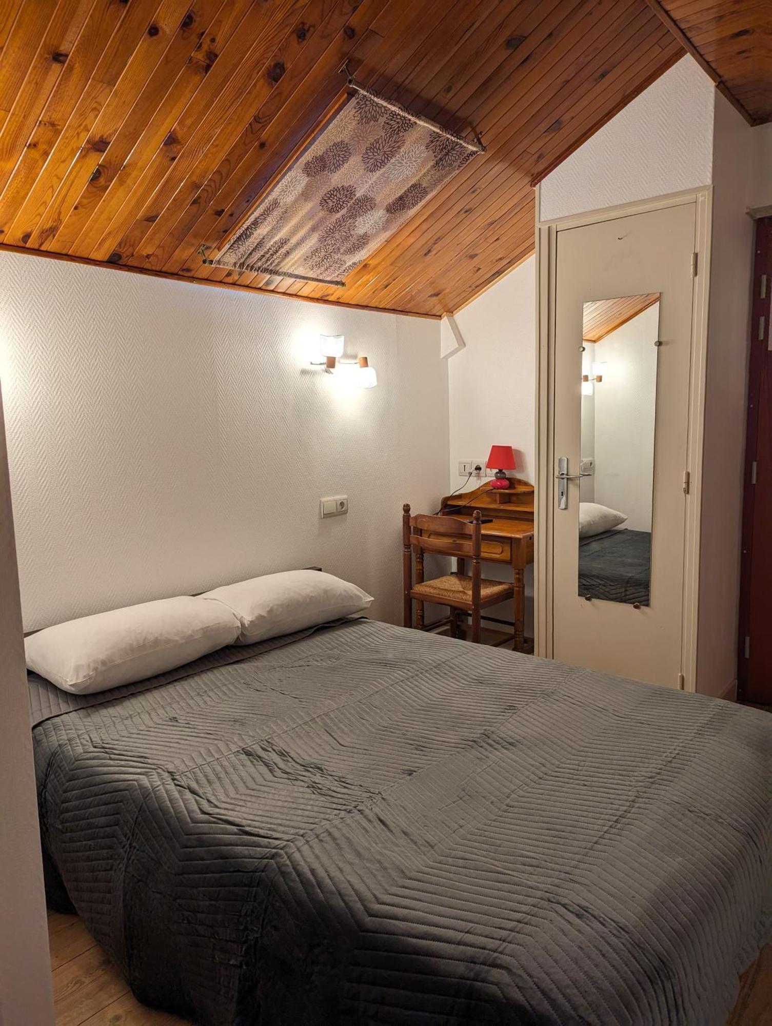 Auberge Des Pins أوبينا المظهر الخارجي الصورة