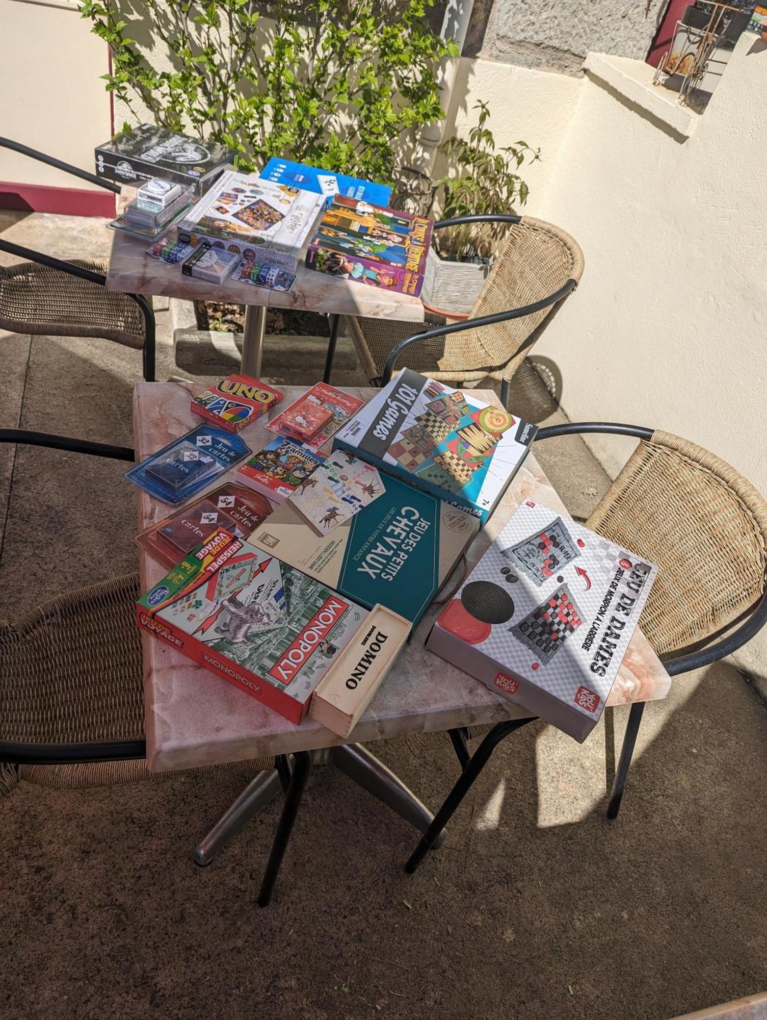 Auberge Des Pins أوبينا المظهر الخارجي الصورة