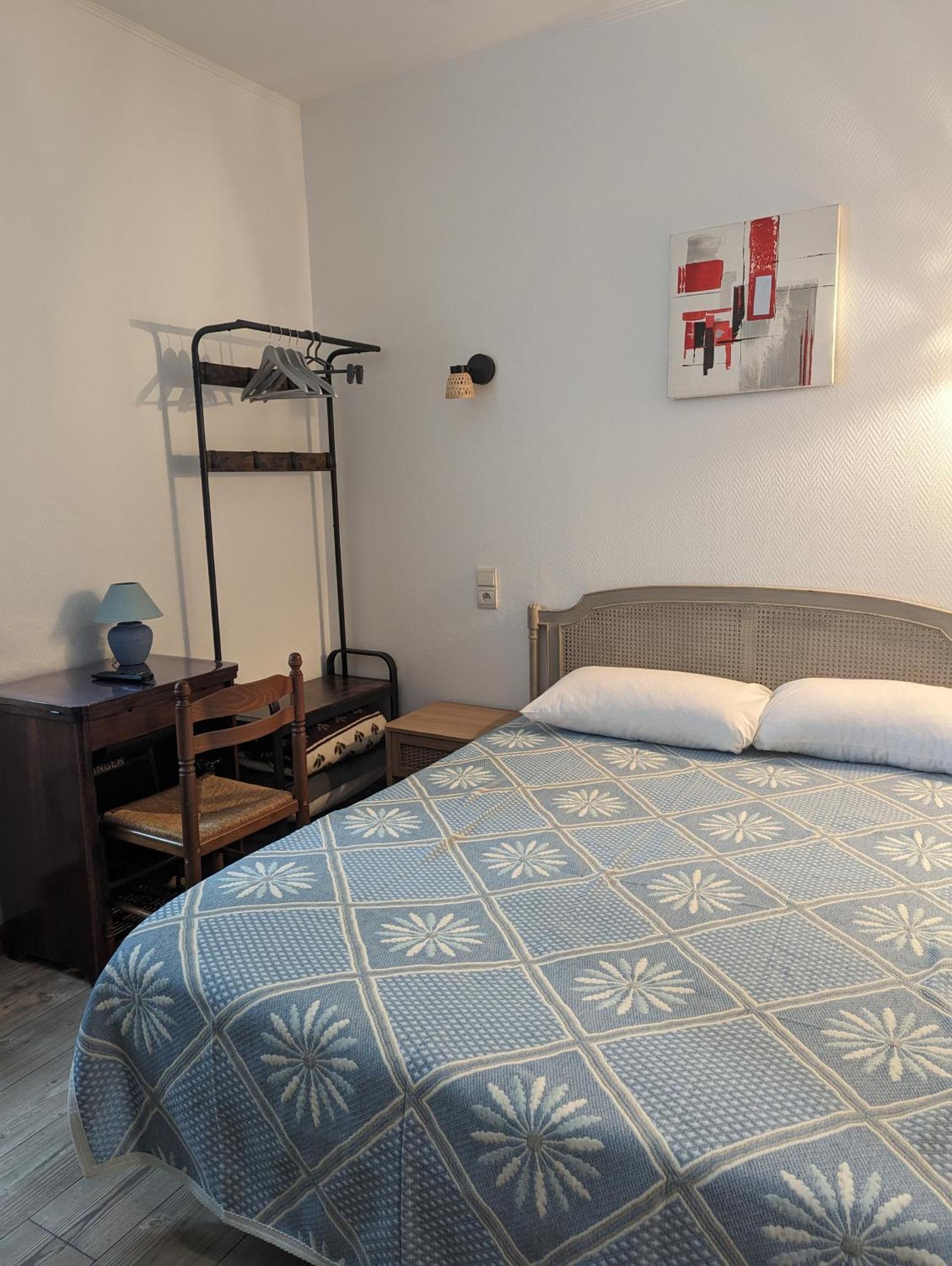 Auberge Des Pins أوبينا المظهر الخارجي الصورة
