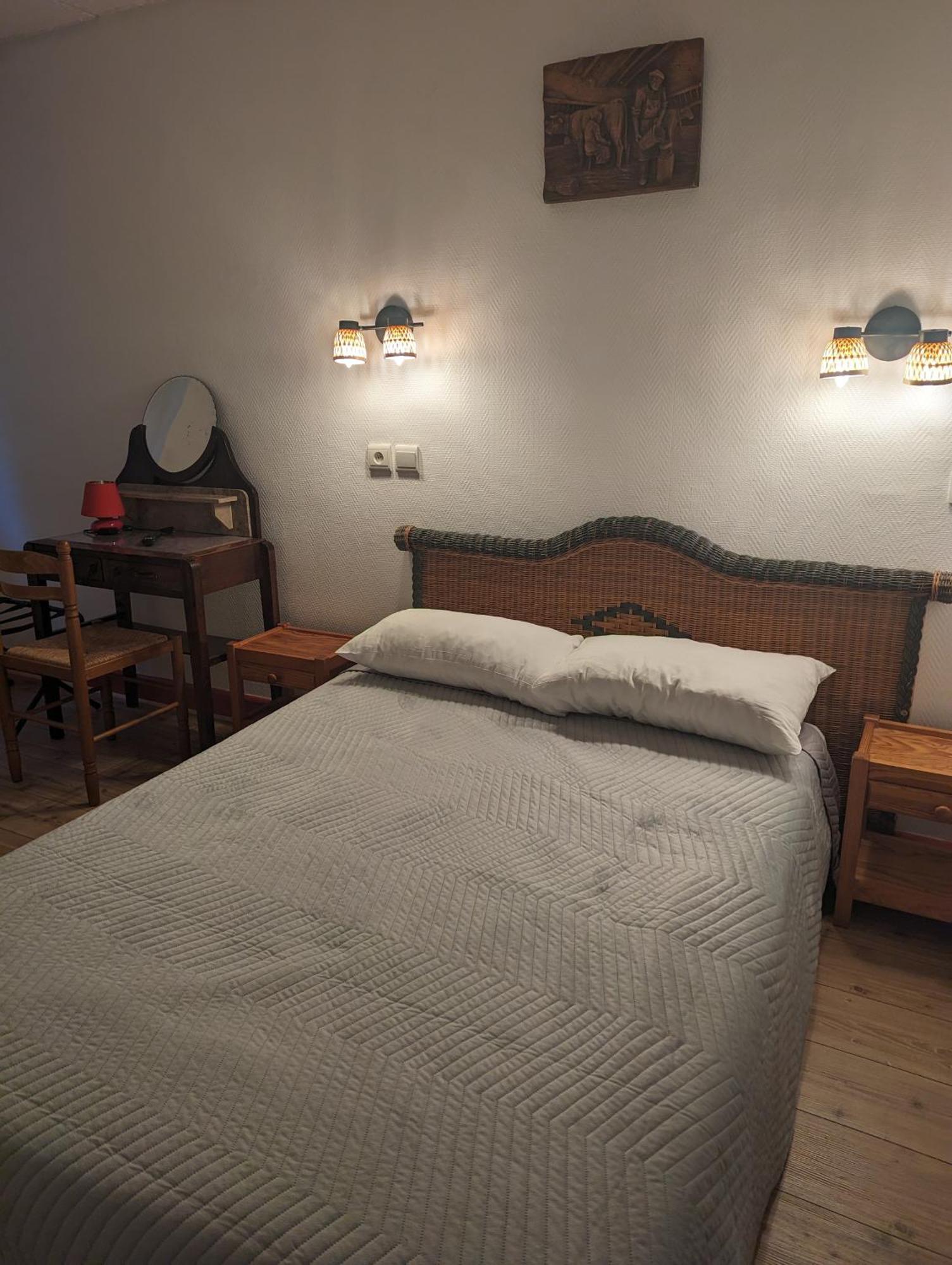 Auberge Des Pins أوبينا المظهر الخارجي الصورة